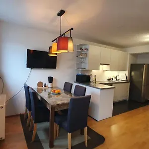 Wiener Maisonette Mit Terrasse וינה