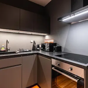Authentic Next To Schwedenplatz וינה