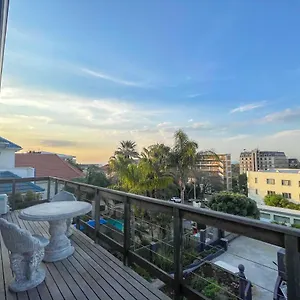 https://11-upper-portswood-road.hotels-capetown.com