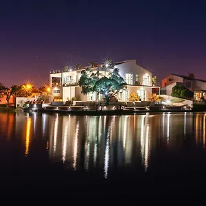 https://marina-views.hotels-capetown.com